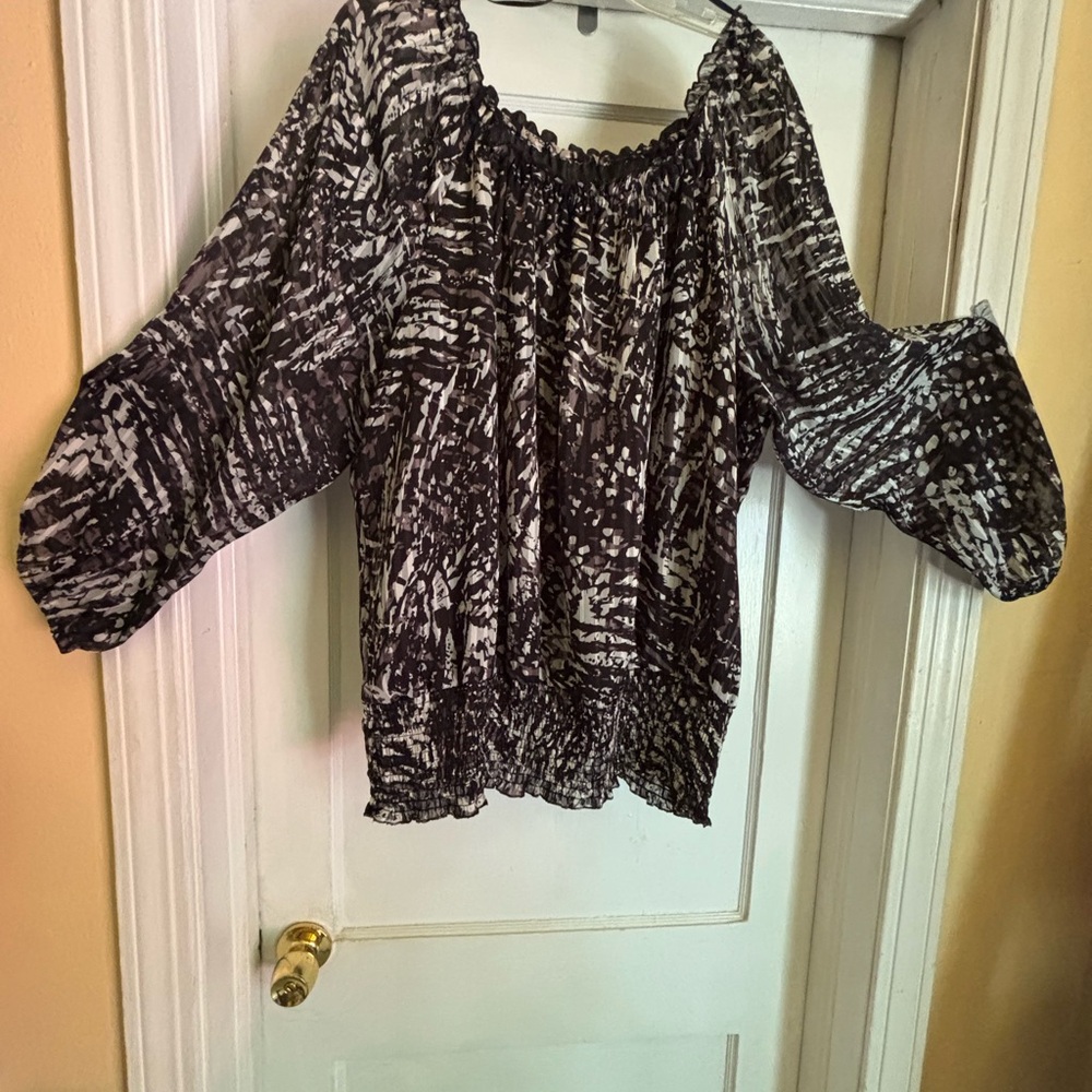 Elegant Black and White Blouse